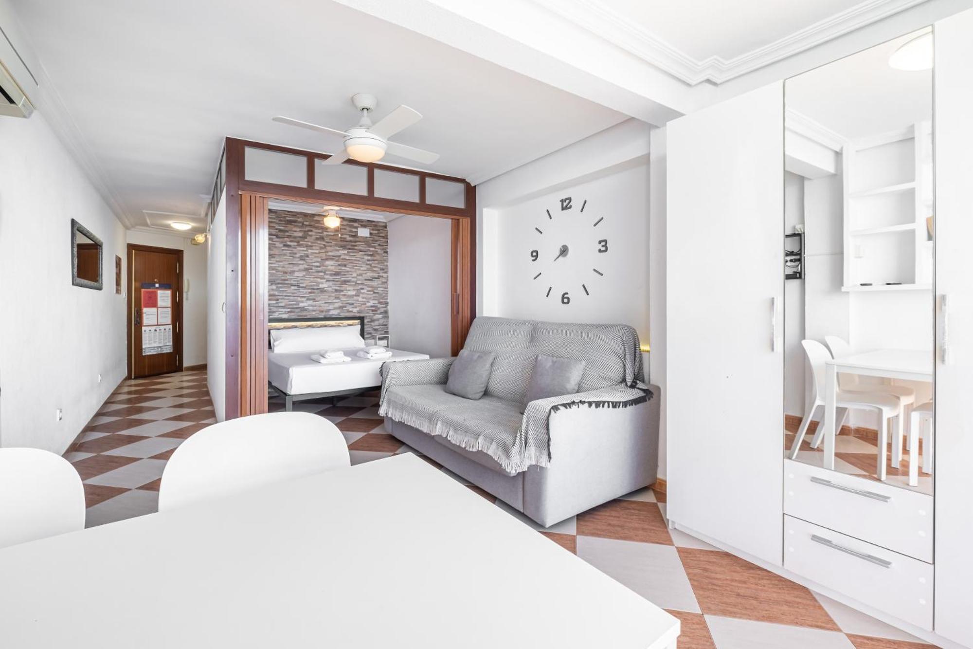 Las Damas 23-E Levante Beach Бенидорм Экстерьер фото